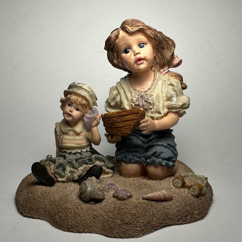 Boyds Bears Dollstone Lucinda and Dawn BY THE SEA Yesterdays Child 1999